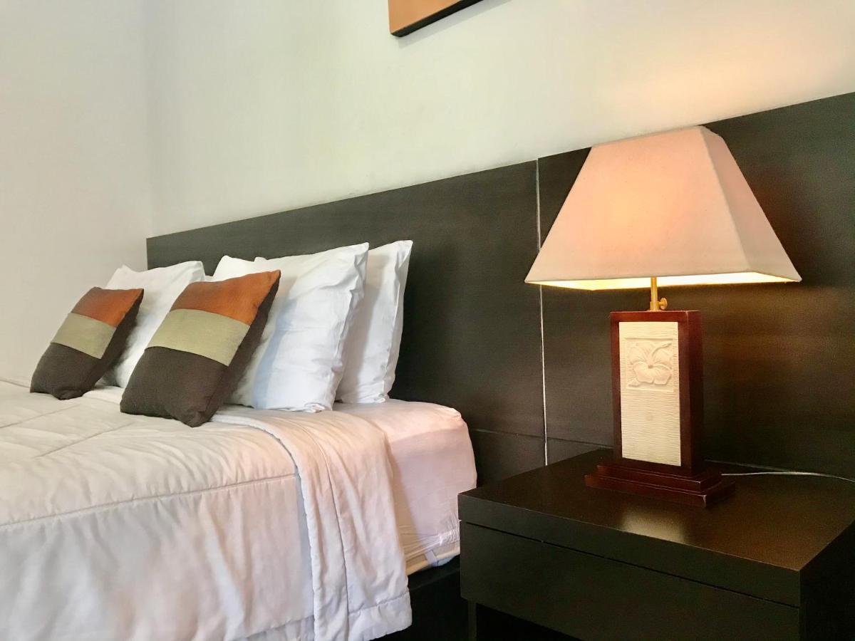 The Celuk Homestay Jimbaran Εξωτερικό φωτογραφία