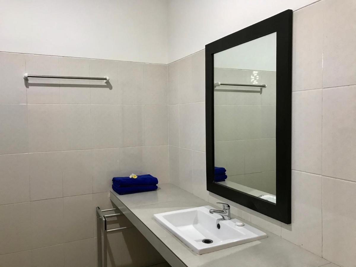 The Celuk Homestay Jimbaran Εξωτερικό φωτογραφία