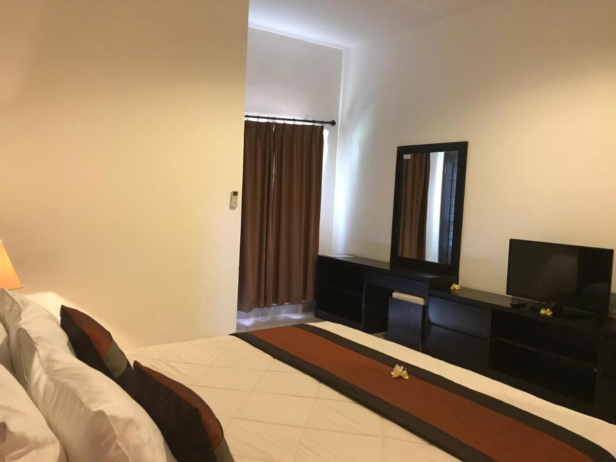 The Celuk Homestay Jimbaran Εξωτερικό φωτογραφία