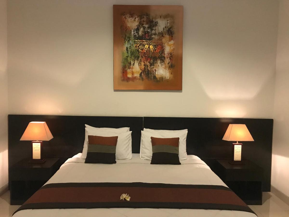 The Celuk Homestay Jimbaran Εξωτερικό φωτογραφία