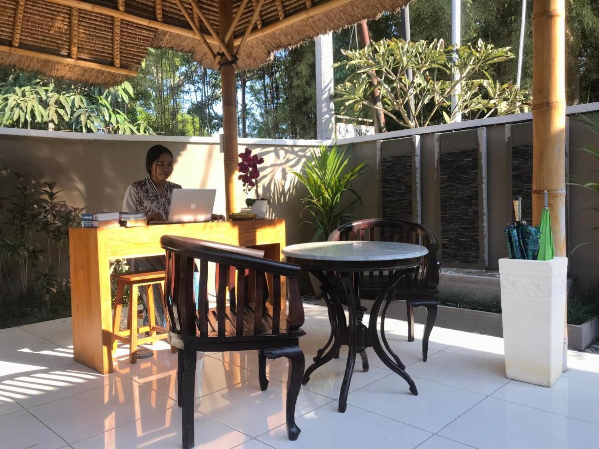 The Celuk Homestay Jimbaran Εξωτερικό φωτογραφία