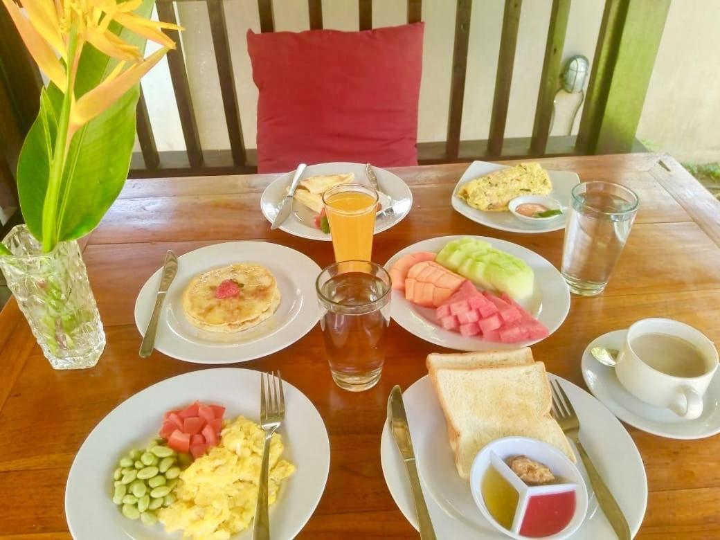 The Celuk Homestay Jimbaran Εξωτερικό φωτογραφία